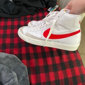 Nike Blazers 6.5